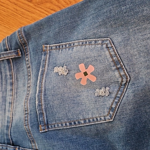 Blue Distressed Patchwork Jeans, Sz Med Stretch, Floral, Animal Print, NWOT! - Picture 13 of 14